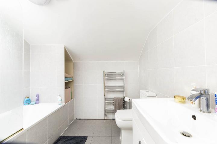 Modern Apartment Fordwych road, West Hampstead